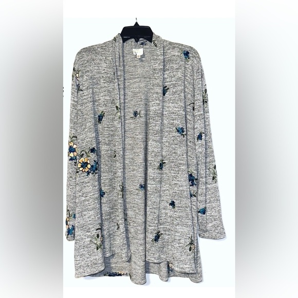 Anthropologie Fig and Flower Gray Blue Cardigan with Floral Embroidery SizeM - Picture 1 of 9
